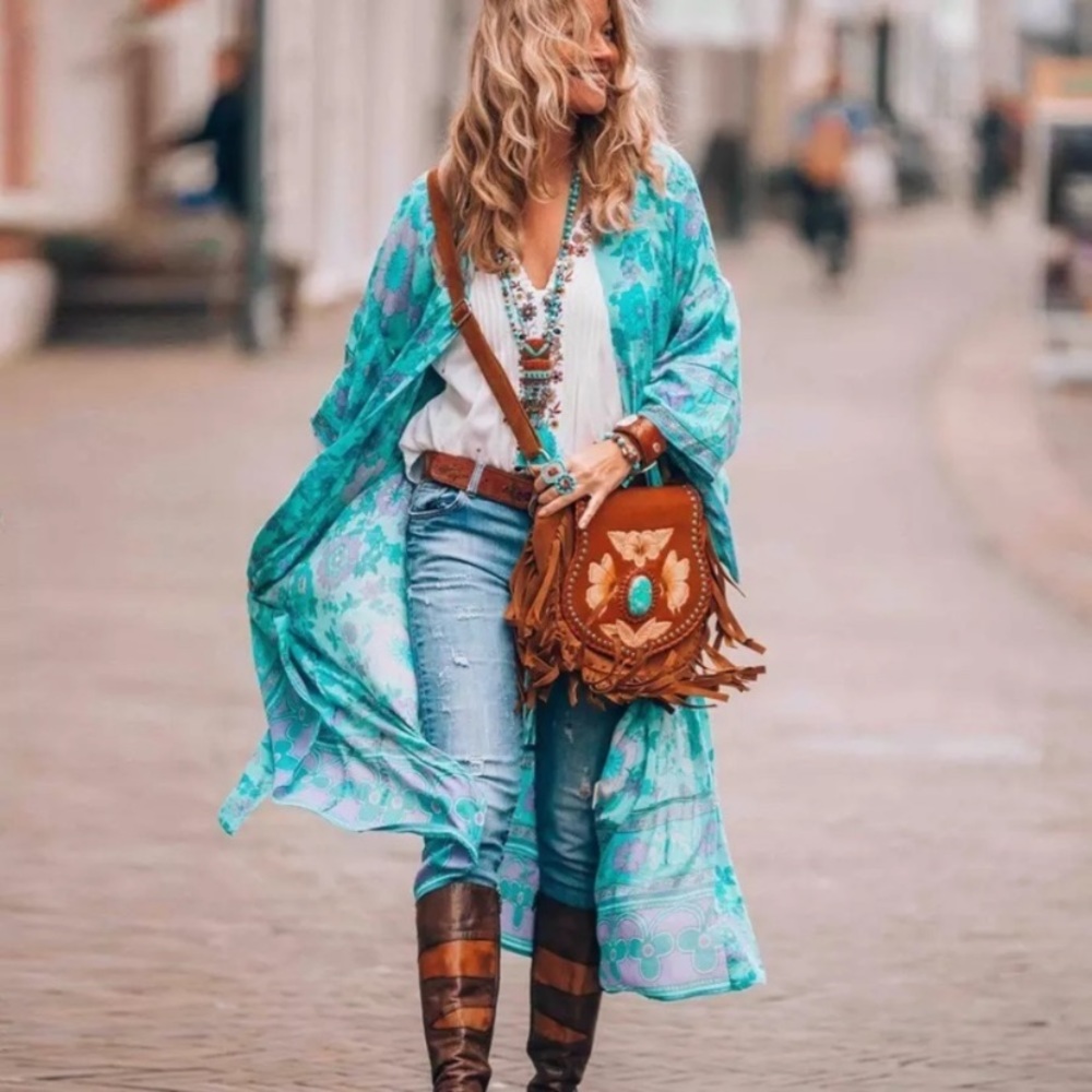 SOLD OUT Blue & Purple Bohemian Floral Kimono Duster Wrap - Picture 5 of 6